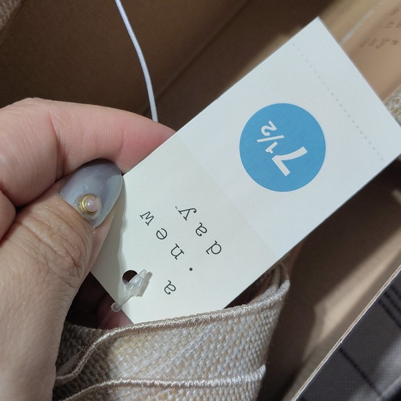 A New Day Lyta Raffia Ruffle Sandal In Beige Size Woman's 7.5 - Picture 10 of 10